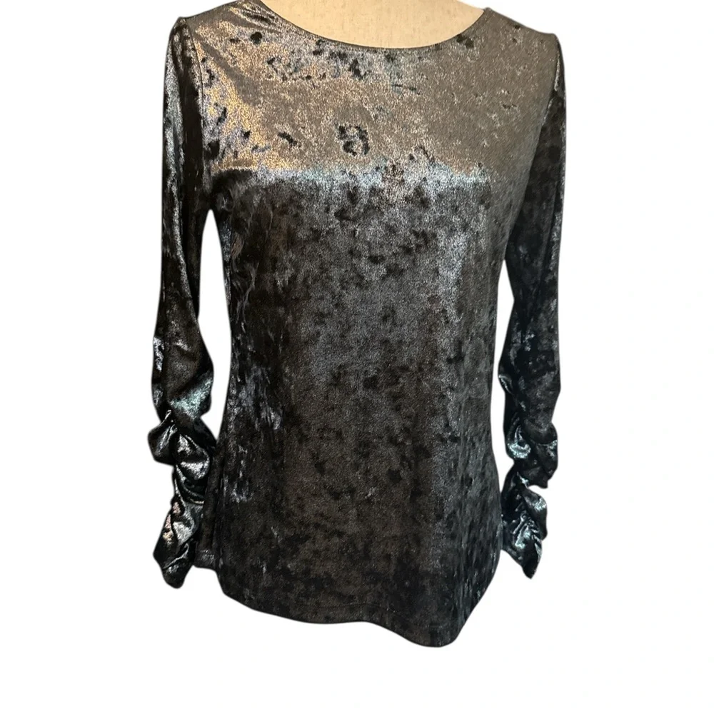 Vince Camuto Metallic Velvet Black Blouse with crushed sleeves - Picture 1 of 2